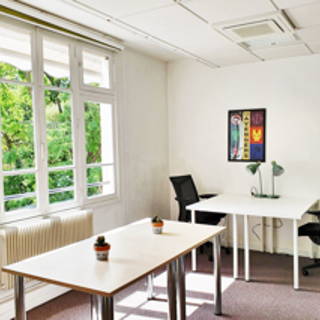 Bureau privé 16 m² 2 postes Location bureau Rue du Pont de l'Arche Saint-Avertin 37550 - photo 1